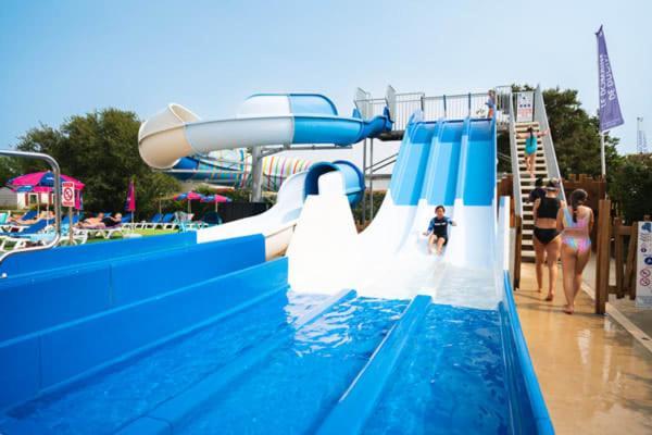 Camping Officiel Siblu Domaine De Dugny Onzain Exterior foto